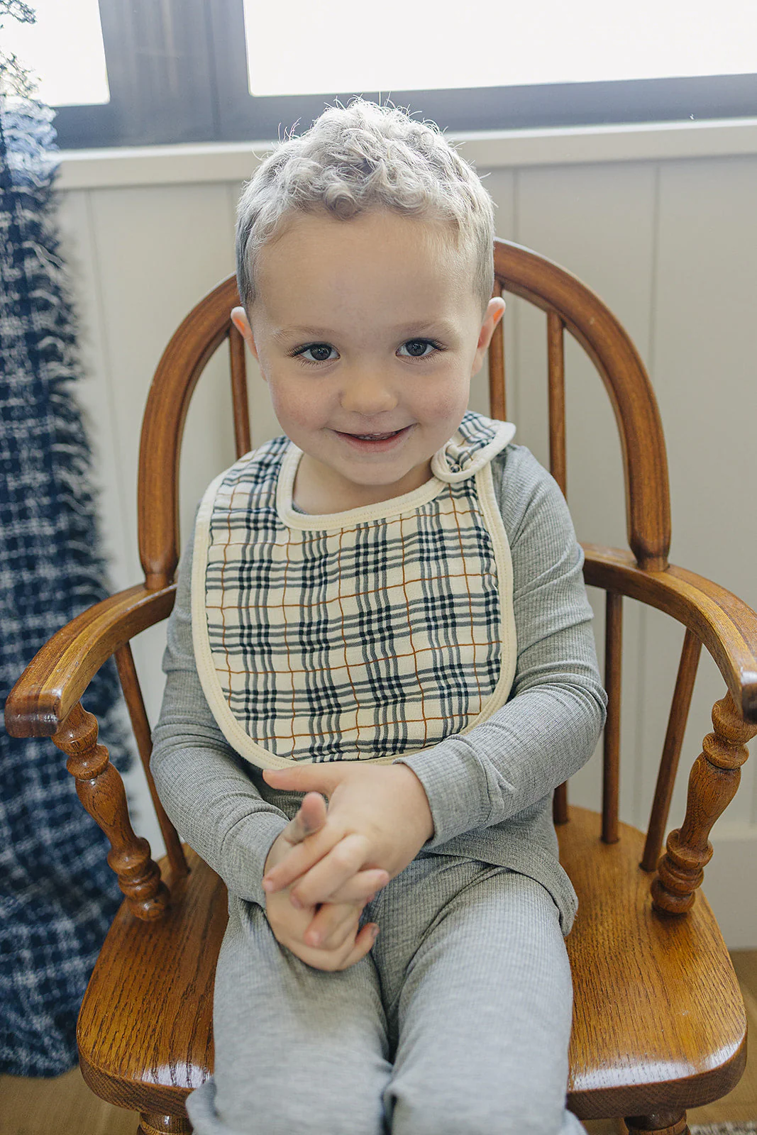 Vintage Plaid Classic Muslin Bib - Image 4