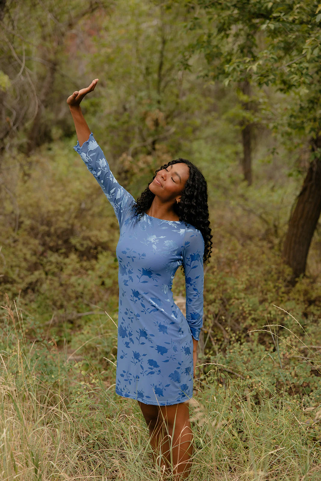 Winterberry Lace Dress - Image 12