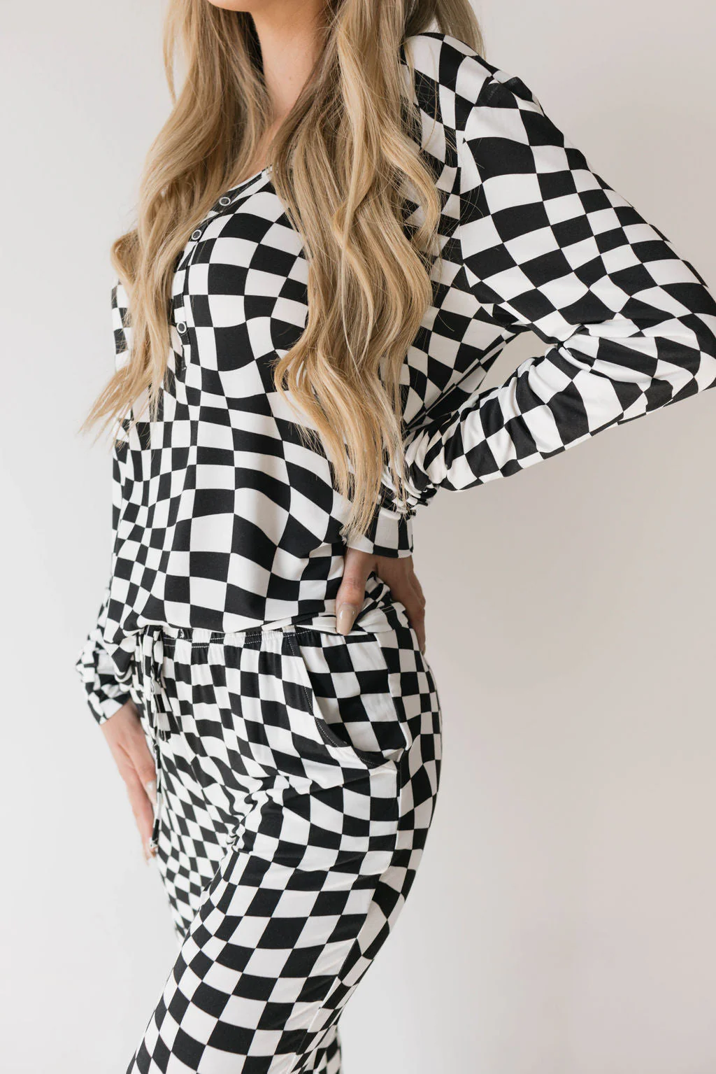 Women's Bamboo Pajamas | Black & White Wavy Checkerboard - Image 9